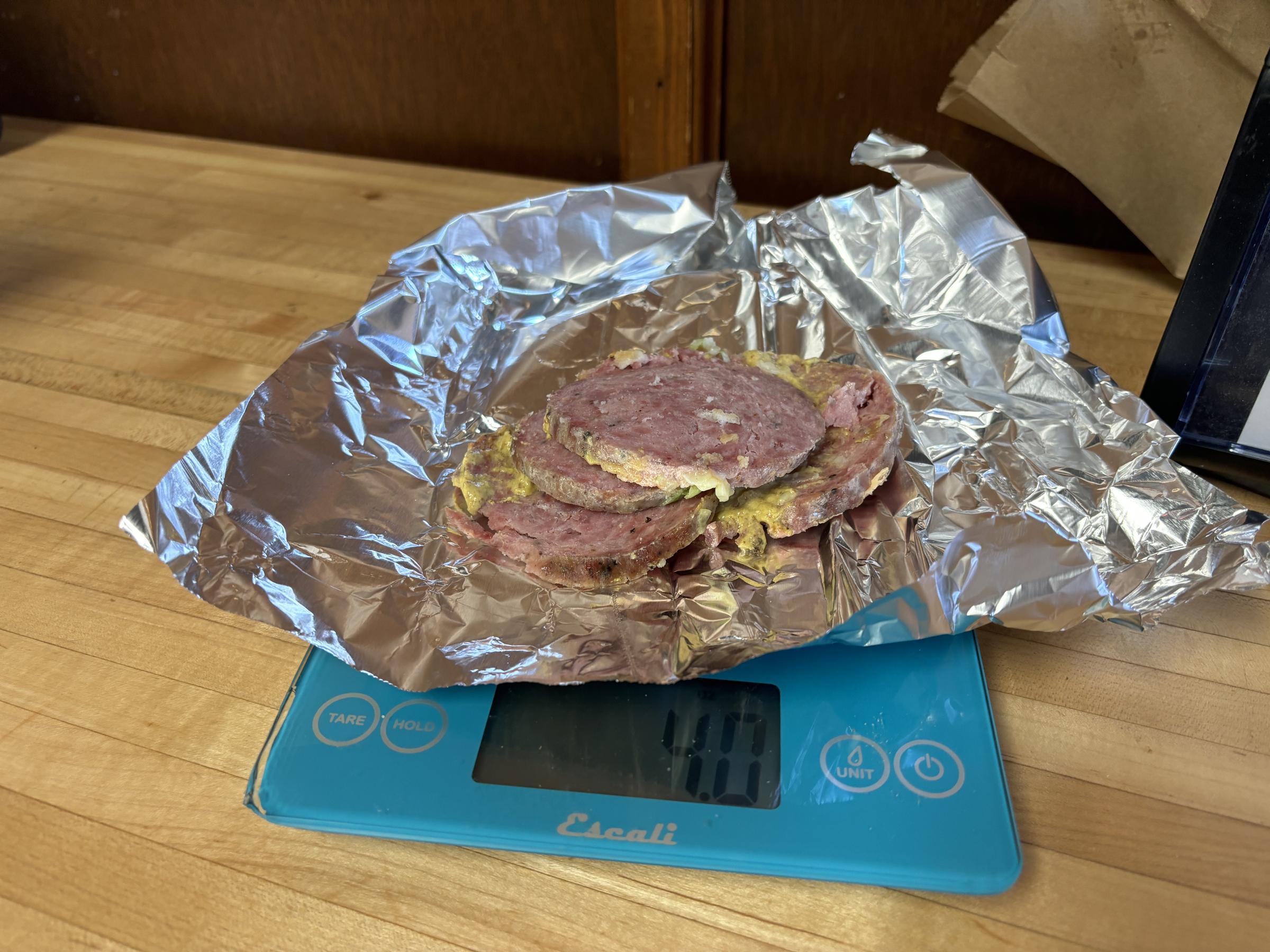 Gioia's Deli sandwich meat weight - 4oz