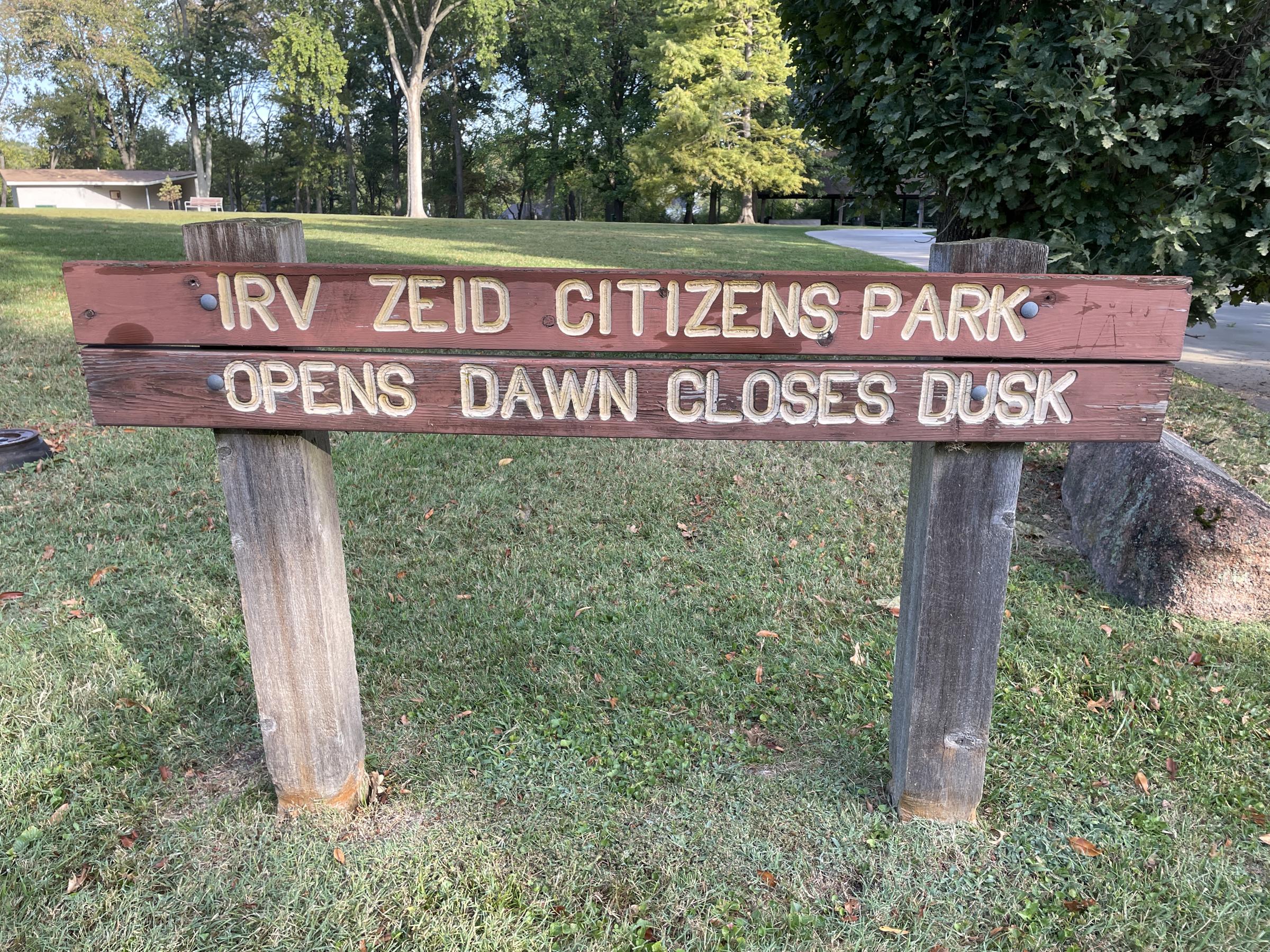 Irv Zeid Citizens Park signage