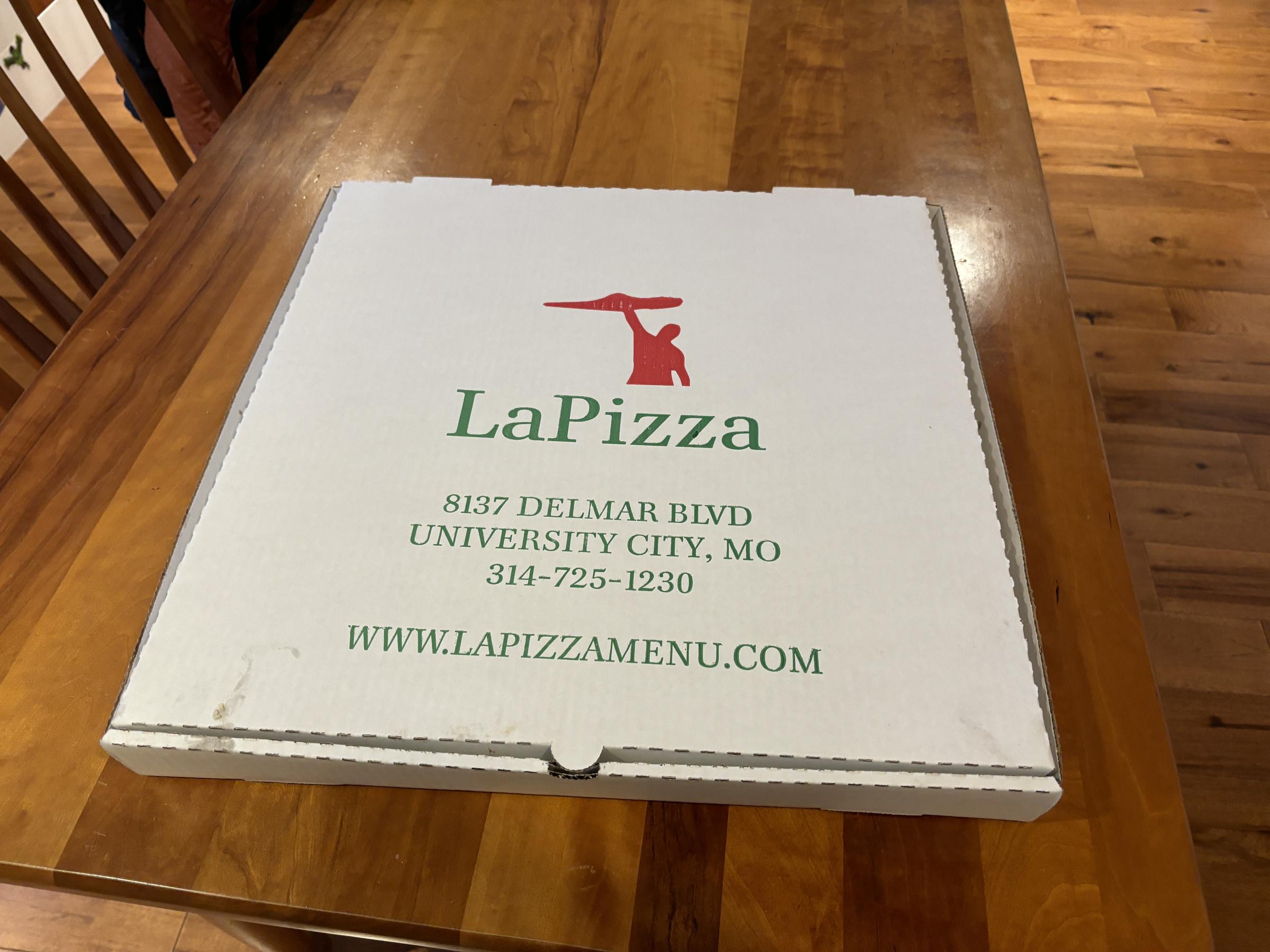 La Pizza pizza box