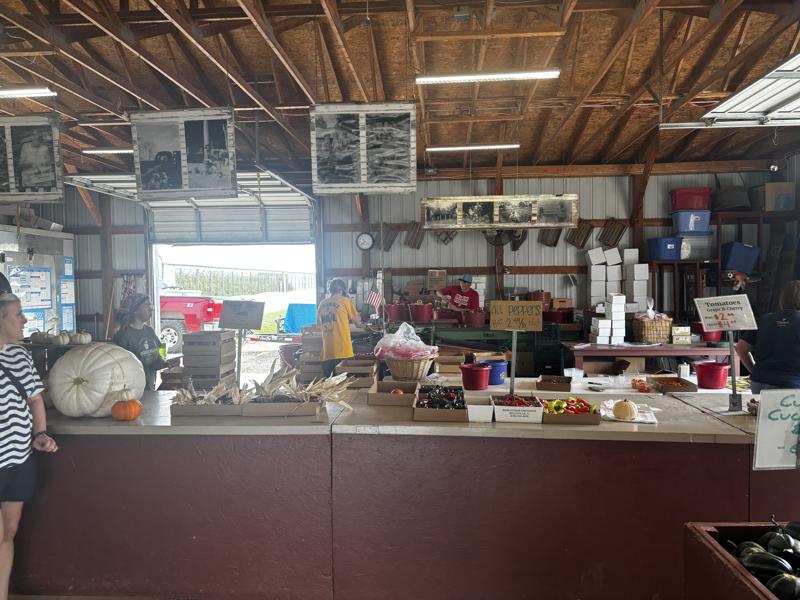 Braeutigam Orchards general store