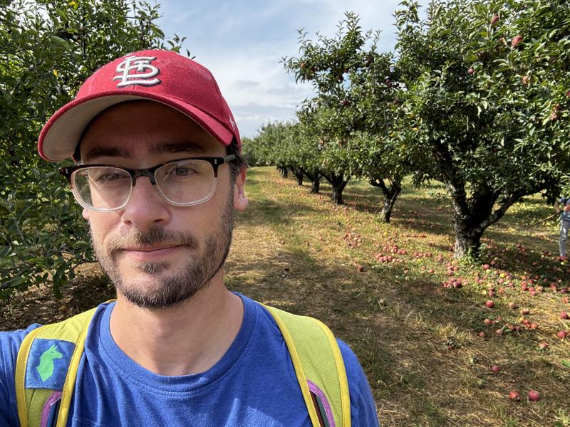 Braeutigam Orchards - Awesome Apple Picking, Slushies, and Donuts