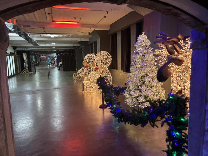 Holiday Theme