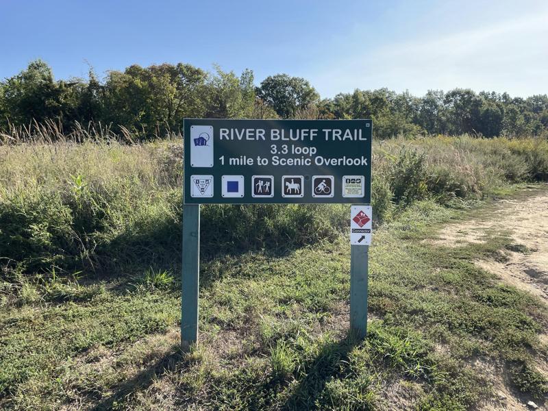 River Bluff Trail