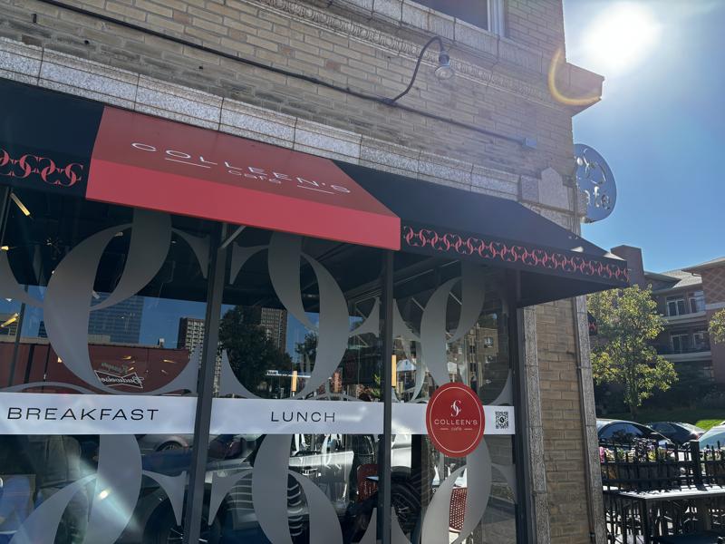 Colleens Cafe signage