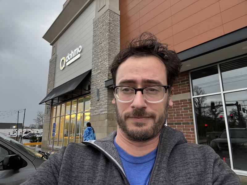 Dohmo outside selfie