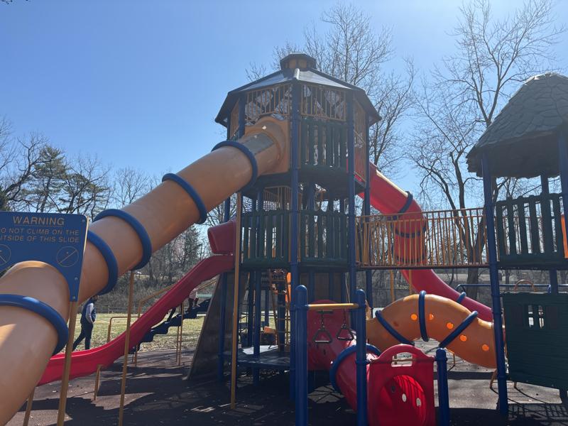 Playground Top