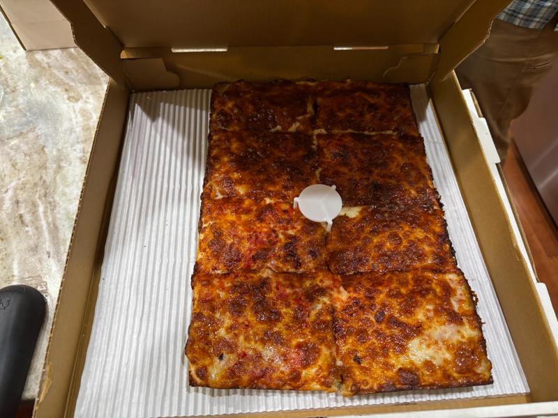 Motor Town Pizza detroit style pizza full