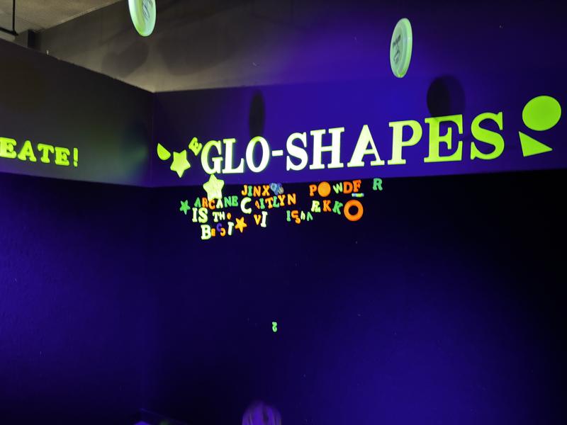 Myseum glo shapes