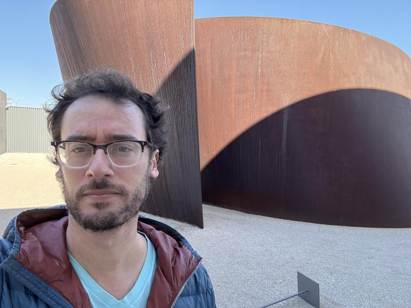 Pulitzer Arts Foundation sculpture selfie